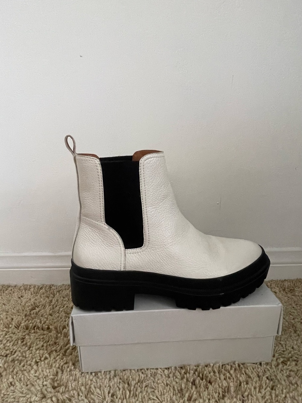 Lucky Brand White Leather Chelsea Boot with Black Elastic